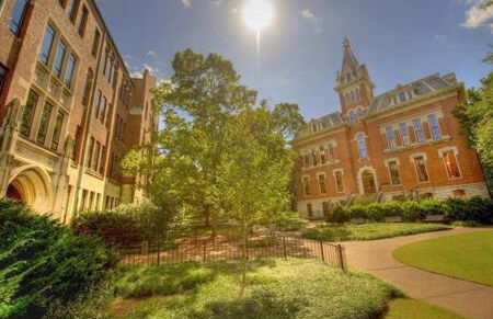 Modern Home next to Vanderbilt Campus with Parking, Screened Porch & Workspace, Walk to Hillsboro Village, Fido & Pancake Pantry, Minutes to Music Row, 12 South & Broadway, Perfect for Families, Friends & University Visits - Foto 24