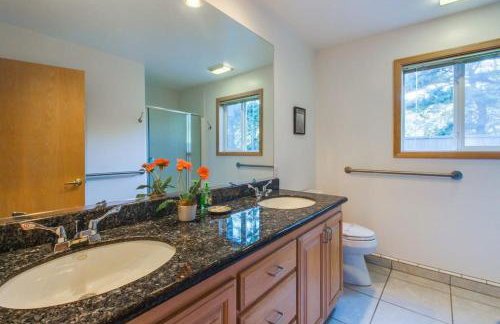 Webb House - Photo 12