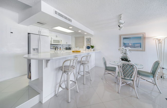 Aqua Bay Club Condos - Foto 42