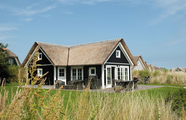 Thatched Holiday Home With two Bathrooms Near the Sea - Foto 29