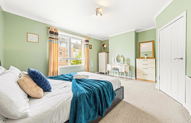 Warm Cosy Family Home With Free Parking - Foto 8