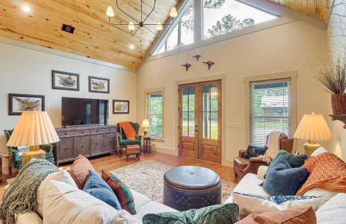 Spacious Midway Cottage with Porches, Near Hunting! - Foto 6