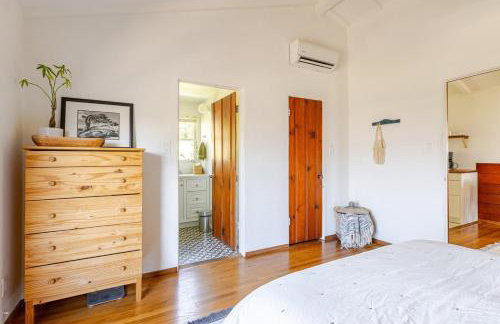 Serene & beautiful bohemian hilltop retreat - Foto 16