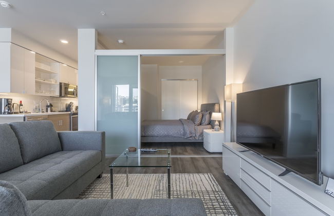 Domicile Suites at Mark on 8th - Photo 8