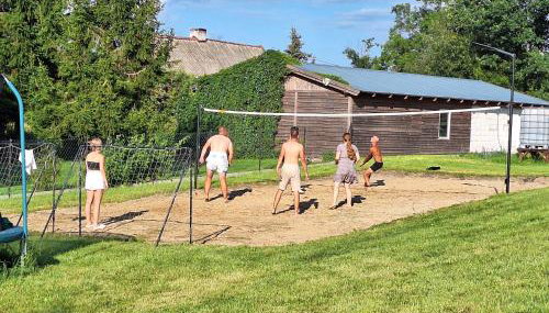 Biały domek nad stawem - Foto 3