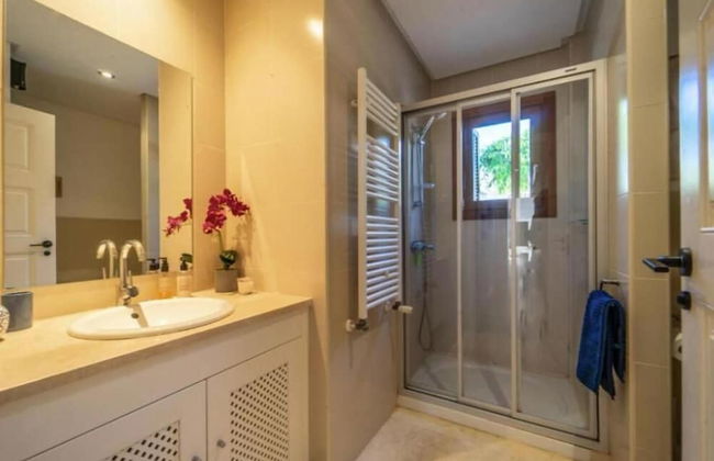 Experience Luxury and Privacy at Villa Samson, Your Perfect Retreat at El Valle - Photo 11