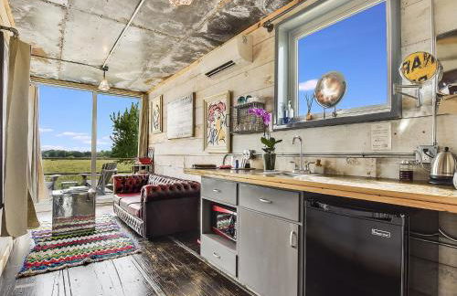 FlopHouze Shipping Container Hotel - Foto 4