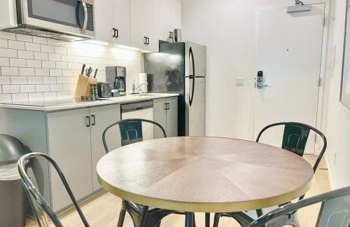 Ambient Oasis in the Heart of San Diego - Foto 16