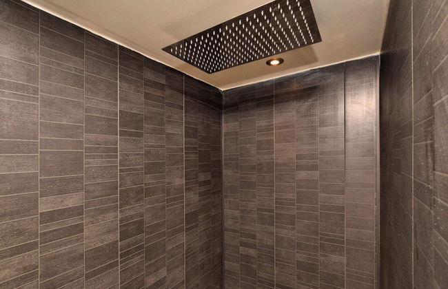 Beautiful, Luxury Home with Sauna, Hot Tub, Private Bathrooms - Foto 22