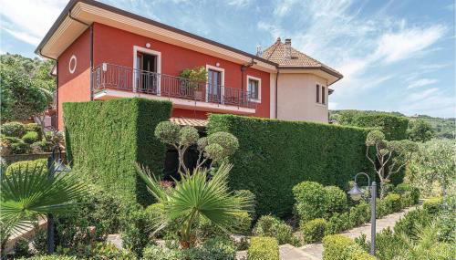 Lovely Apartment In Laureana Cilento Sa - Foto 4