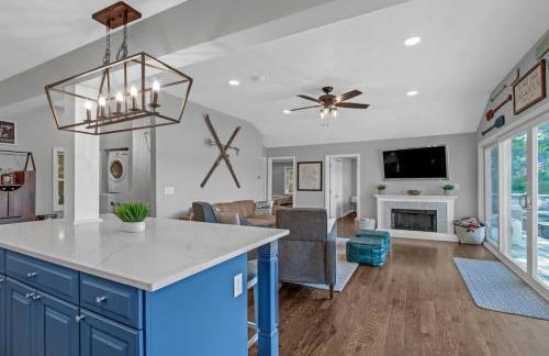 Hermit Lake Escape Family Fun - Beachfront BBQ - Foto 8