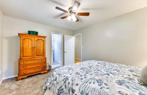 1 Mi to Dtwn Home with Fire Pit and Deck in Hudson! - Foto 13