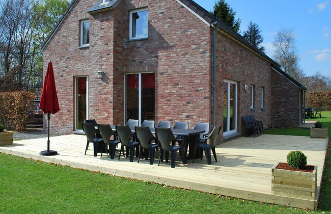 Spacious Holiday Home in Ovifat With Terrace - Foto 32