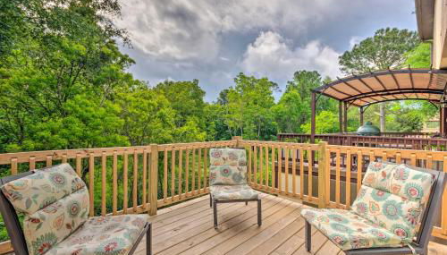 Updated Townhome with Deck about 12 Mi to Beaches! - Foto 2