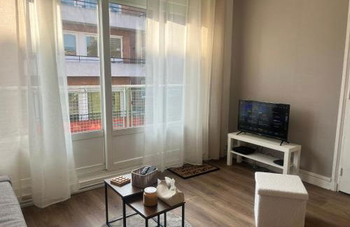 Appartement cosy en centre ville de Dunkerque avec balcon & parking avec portail privé - place non nominative - Foto 8