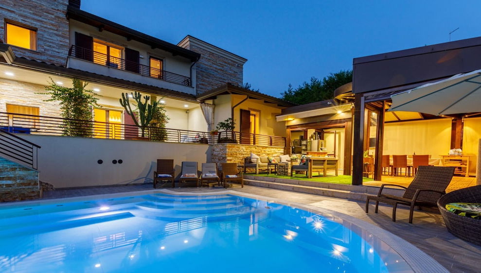 VILLA ALAIS 8, Emma Villas - Foto 1, Habitación