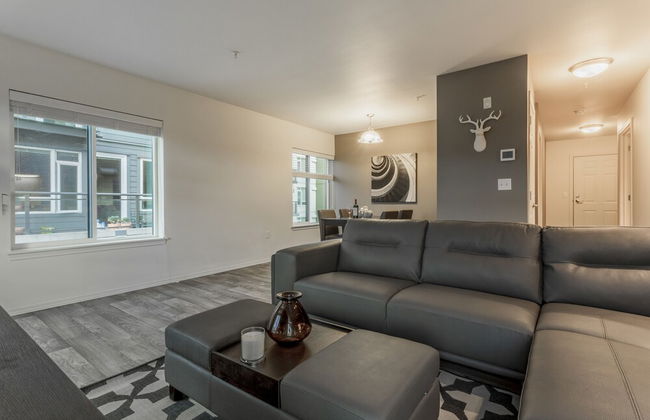 Domicile Suites at Elliott Bayview - Photo 13