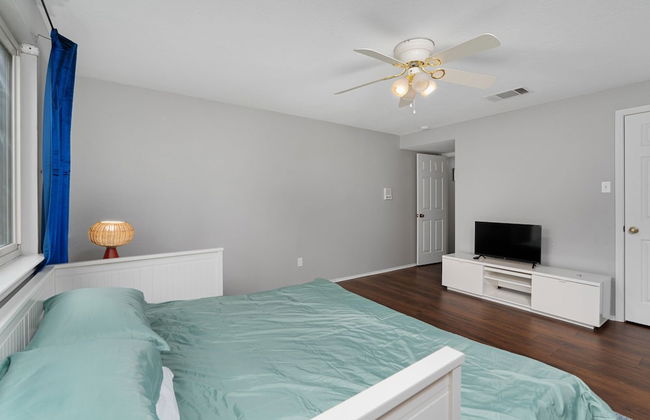 70s House Fun 6 Bedroom Pool Game Room - Foto 5