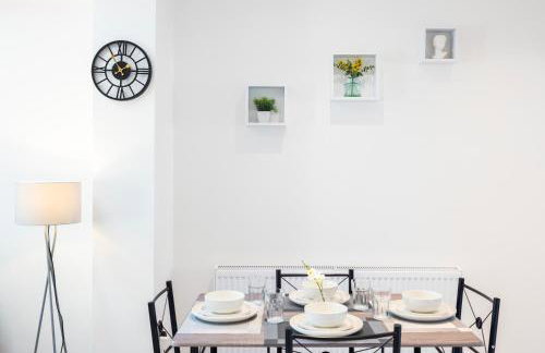 Modern 3 Bedroom Apartment with Ensuite - Foto 30