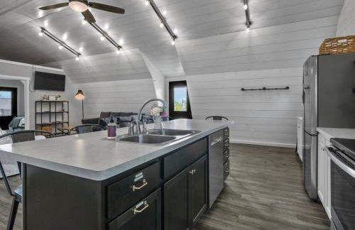 The Barn at Sharp Run-Modern Barn in the heart of Amish Country - Photo 18