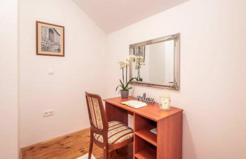 3 Bedroom Amazing Home In Vid - Foto 32