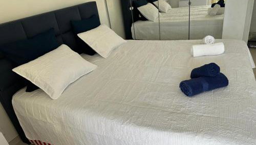Super Apartment, Parking, Terrace, Lift, WIFI, Palm Beach, Cannes - Photo 2, towels