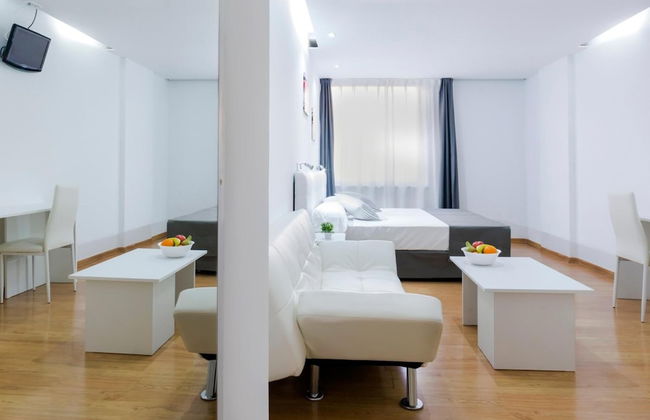 Boutique Urban Madrid Serrano - Photo 40