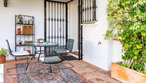 Urb Villa with pool by Costarentals- Ref 139 - Photo 2