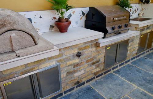 Huge Deluxe 600 Year Old Essex Manor, Hot Tub, Cinema Room, Sky Tv - Foto 13