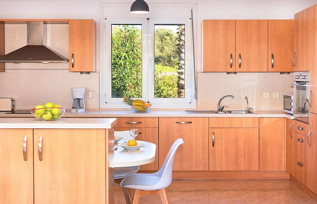 Villa di Palma Heated Pool - Photo 7