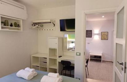 The Golden Pyramid - Photo 47