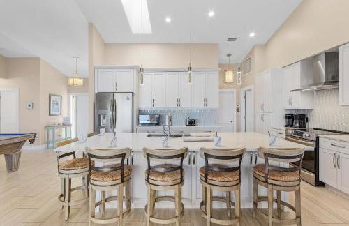 Modern, Luxurious, Waterfront home with Heated Pool - Villa Dock Holiday - Roelens Vacations - Foto 18