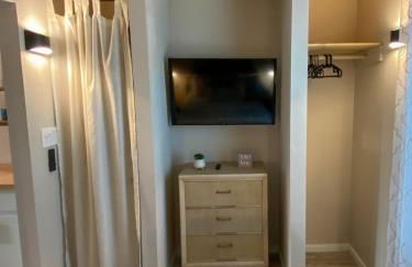 Charming Cabin in the Heart of the TX Hill Country - Photo 7