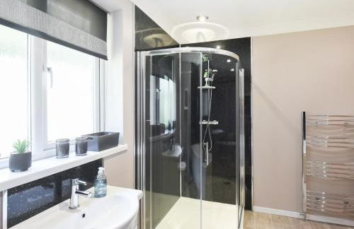 The Bungalow - Photo 18