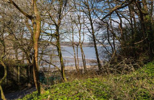 Sunningdale - Beach Side Cottage, Sea Views, Parking - Photo 96