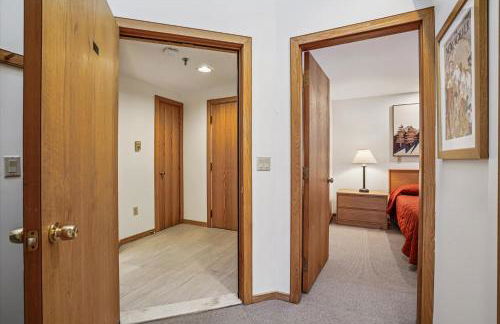 Highridge B20 Spectacular Top Floor Two Bedroom with Loft Condo with Scenic Views and Sports Center - Foto 50