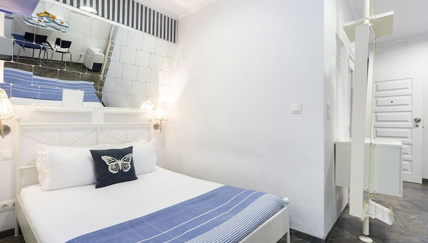 WHome Hidden Gem in Alfama perfect to explore Lisbon - Foto 3, Habitación