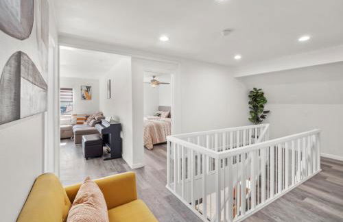 Super Spacious Family Vacation House! - Photo 24