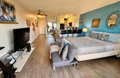 Hollywood Studio with Pool, Parking, Gym & Sign View - Foto 20