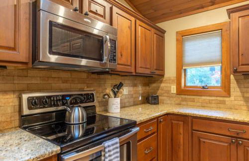 King Bed, Putt-Putt w/ Hot Tub, & Other Games - Foto 45