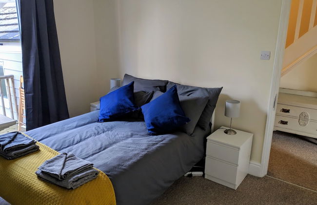 Pavilion House - Photo 11