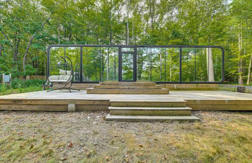 Waterfront Durham Getaway with Deck and Trails! - Foto 2