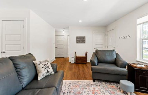 Silverside House - Pet Friendly - Centrally Located - Photo 9