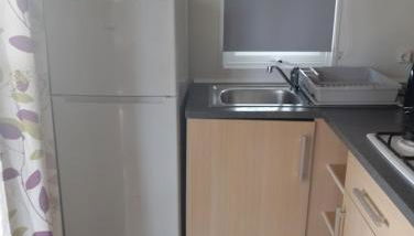 Mobil-home xl 4 personnes avec télé - Foto 4, stove, pet friendly