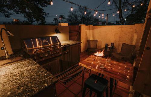 Renovated private in the heart of Old Town Scottsdale, pool & hot tub, outdoor bar & kitchen, walk to shops & bars - Foto 25