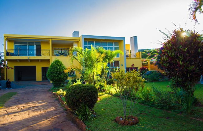 Room in Villa - The Elegant Villa Alexandre Near Ivato Airport.' - Foto 1