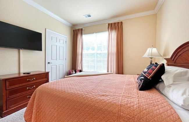 Tuscan Dream 2 Bedroom Condo by RedAwning - Photo 6