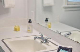 Bo's Big Green Charming Retreat Hot Tub Games - Foto 17