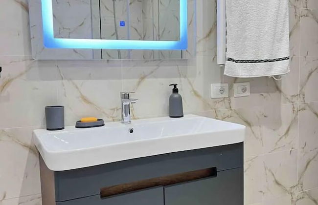 Sea Front Comfy Bed - Photo 12