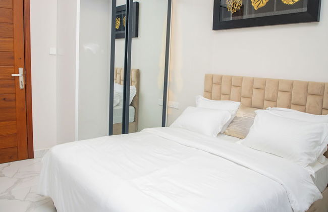 unreal homes - Photo 19